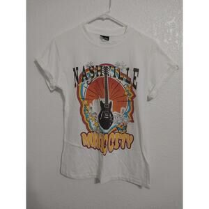Popular Sports Nashville Music City Womens Size S Tshirt Graphic 100% Cotton
